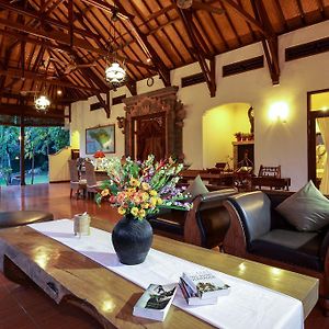 Banyualit Spa 'n Resort Lovina